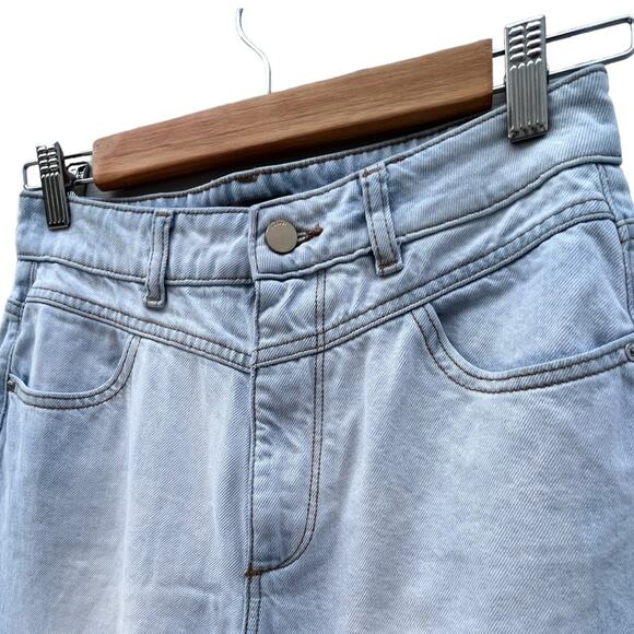 DL1961 Jeans Jerry High Rise Vintage Straight Leg Blue Light Wash Raw Hem Sz 26 - Picture 8 of 16